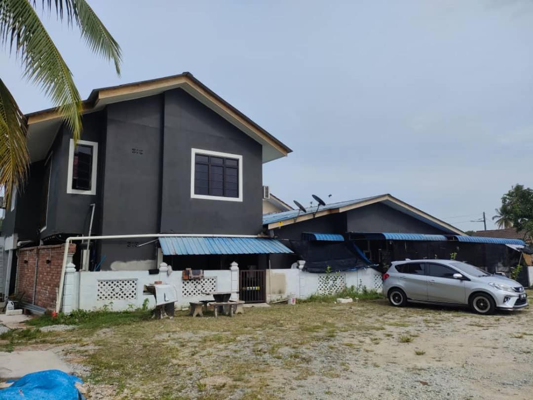 Homestay Razin Gong Badak Kuala Terengganu Room photo